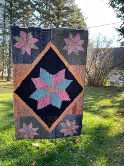 8-Point Star Hooked Rug